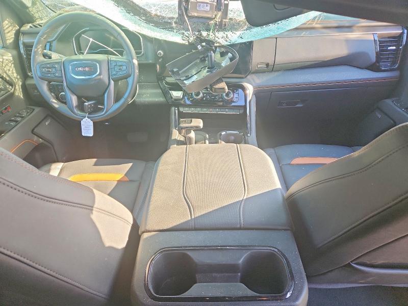 2025 GMC Sierra K1500 AT4