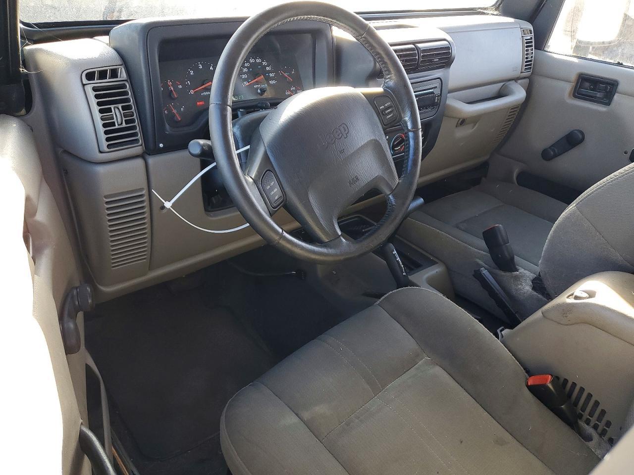 2004 Jeep Wrangler / tj Sahara