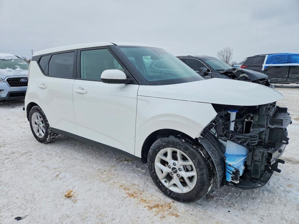 2024 KIA Soul lx