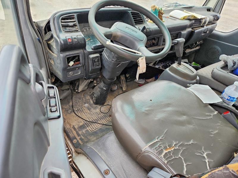 2007 Isuzu NPR Refuse Truck