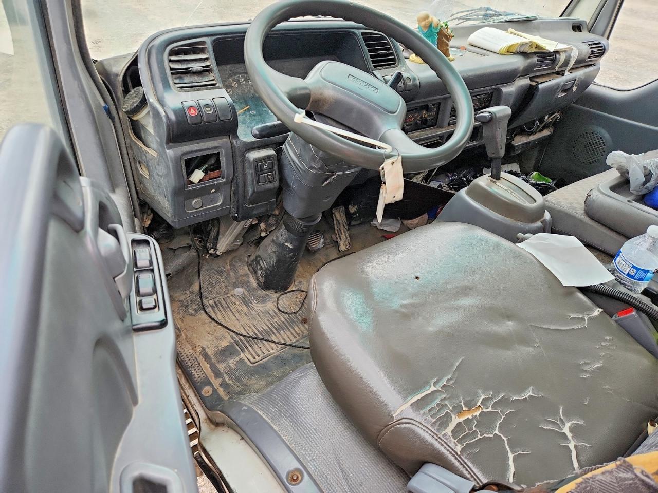 2007 Isuzu NPR Refuse Truck