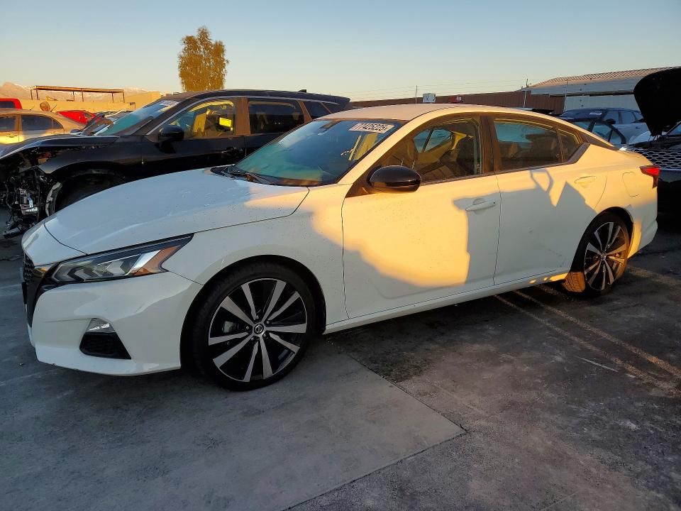 2021 Nissan Altima 2.5 sr