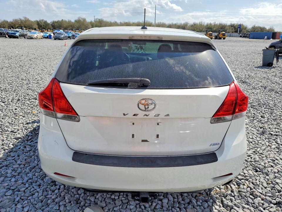 2010 Toyota Venza awd 4cyl
