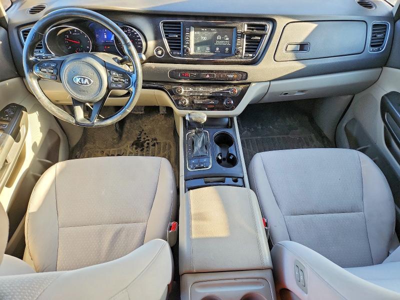2018 KIA Sedona lx
