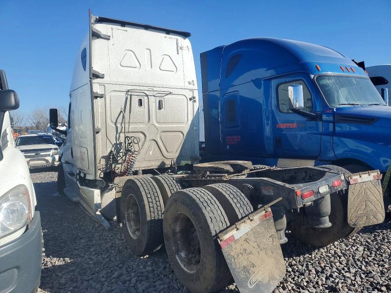 2019 Freigliner 2019 Freightliner Cascadia Semi Truck