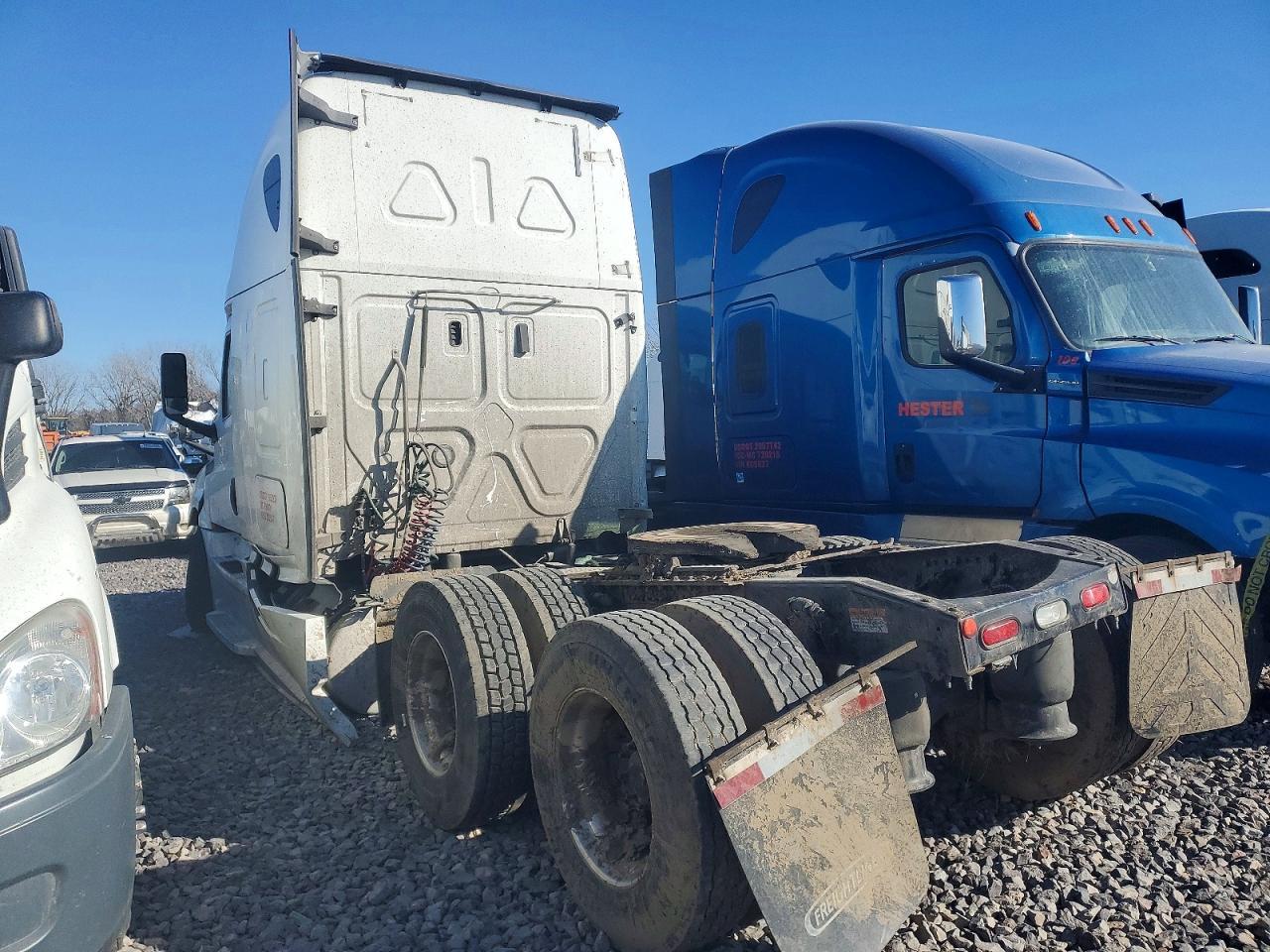 2019 Freigliner 2019 Freightliner Cascadia Semi Truck