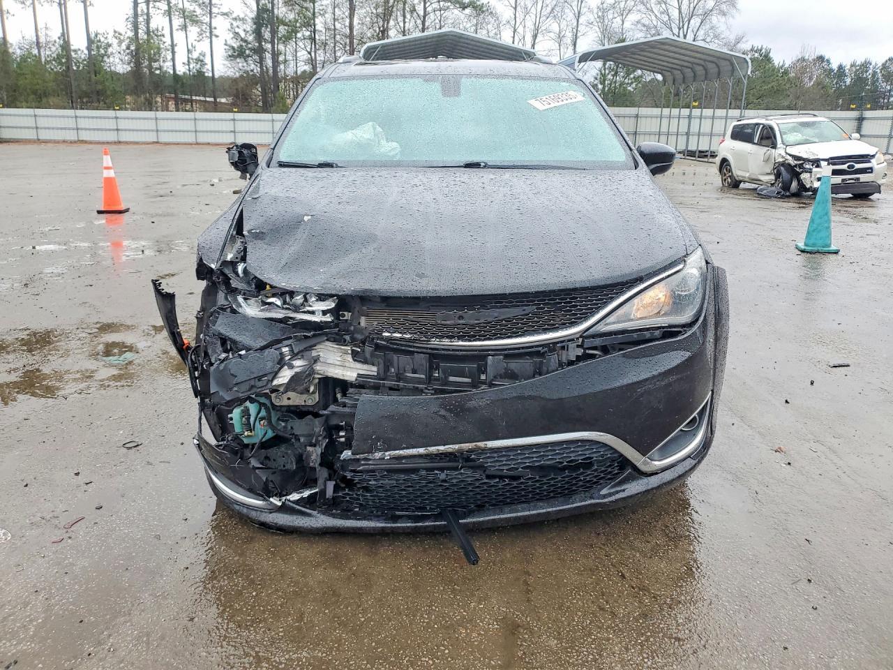 2020 Chrysler Pacifica Touring l