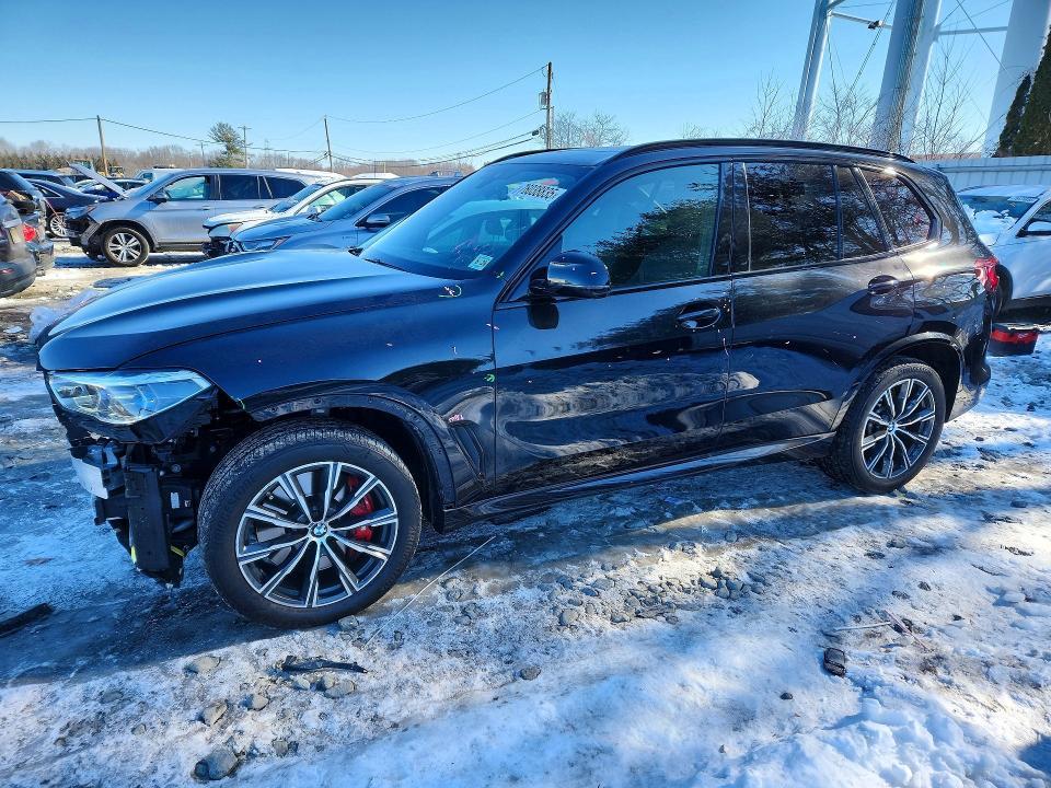 2022 BMW X5 M50i