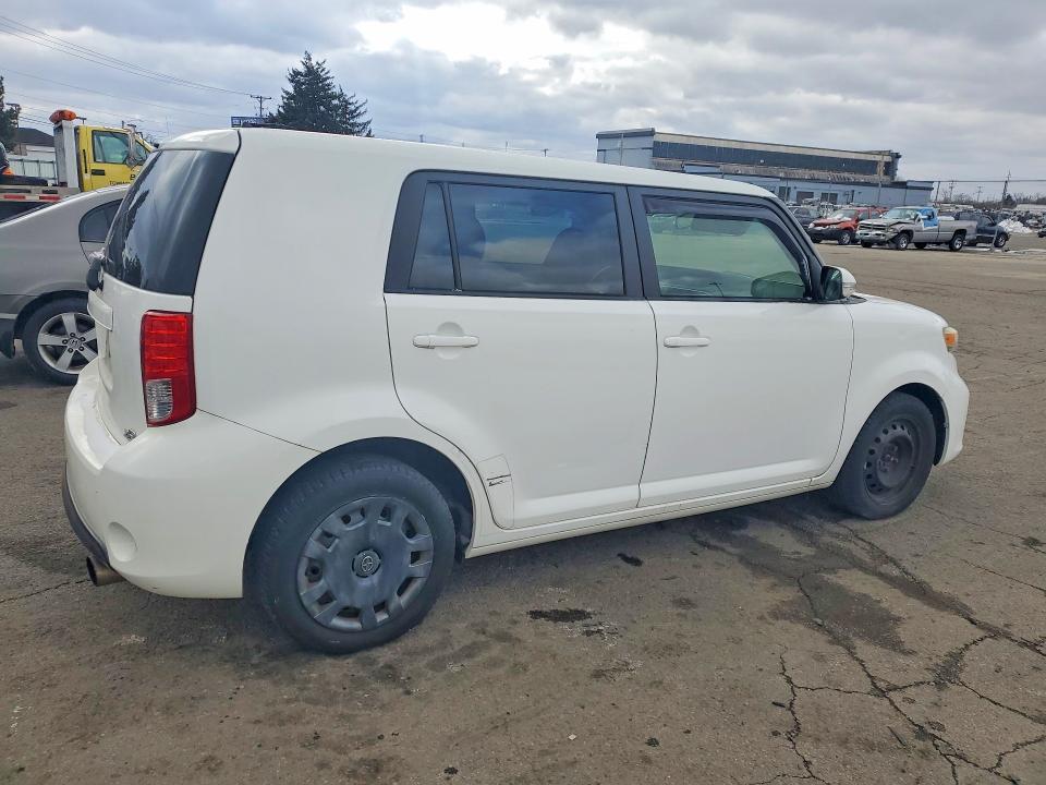 2013 Scion Xb Base