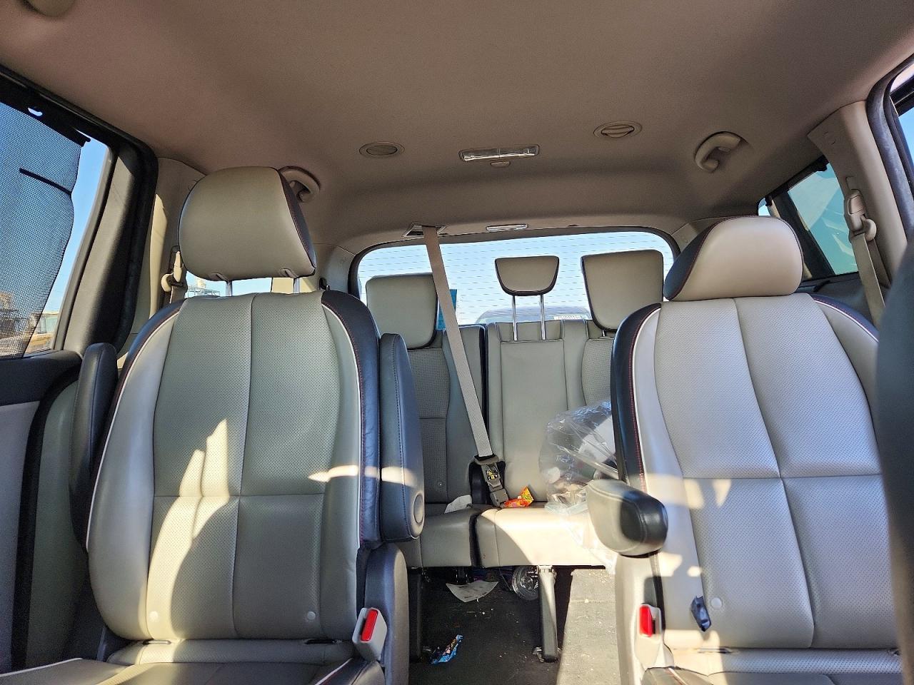 2017 KIA Sedona ex