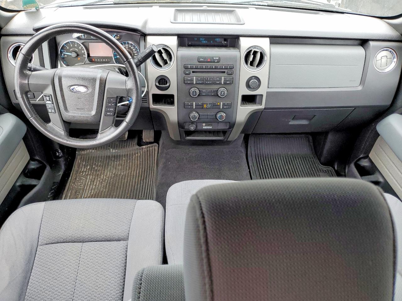 2011 Ford F150 Super cab