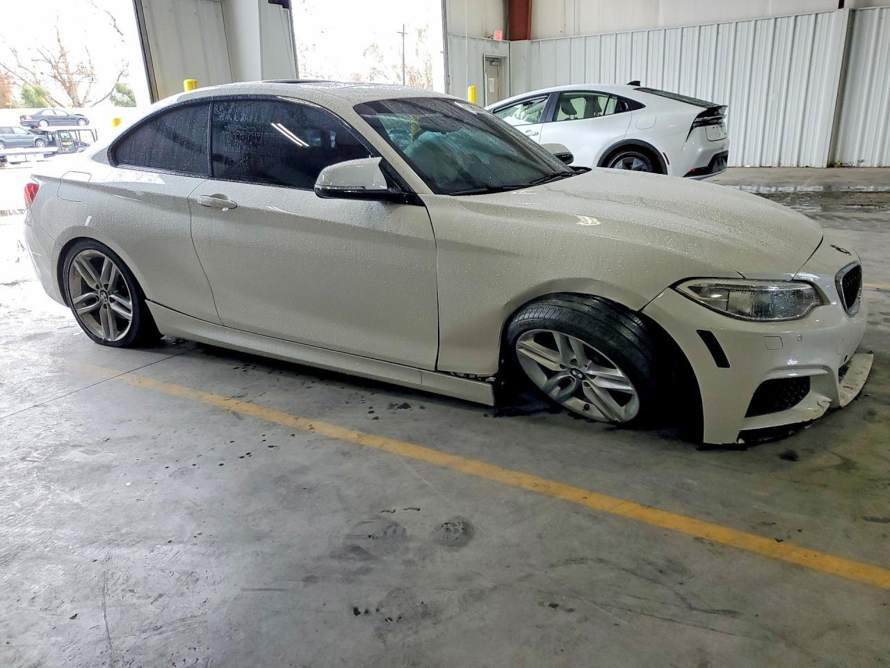 2016 BMW 228 i Sulev