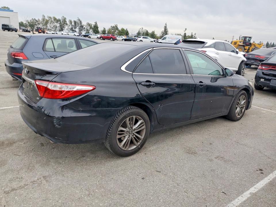 2017 Toyota Camry le