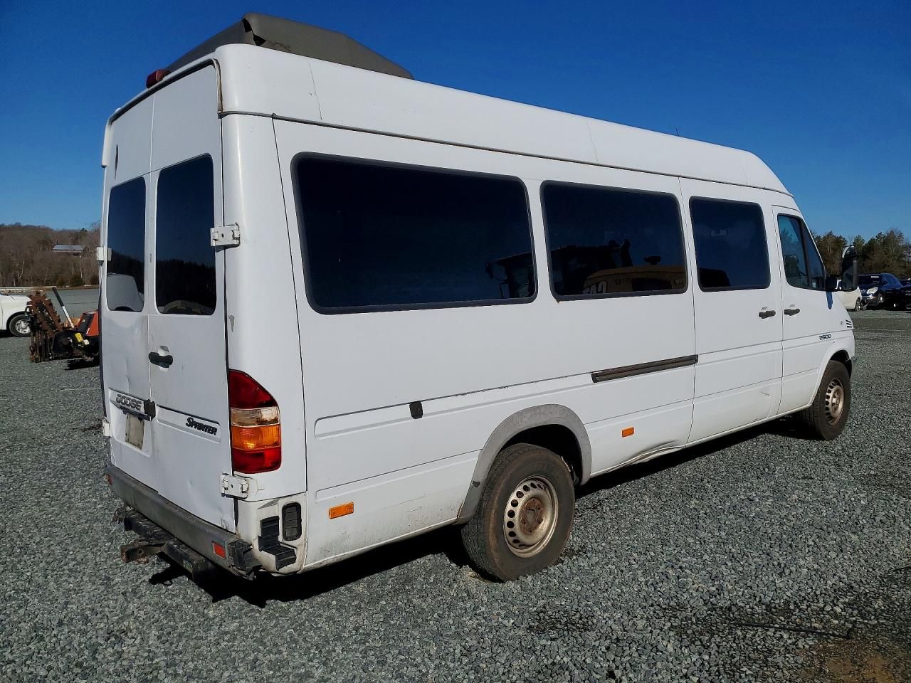 2004 Dogd Sprinter WAG