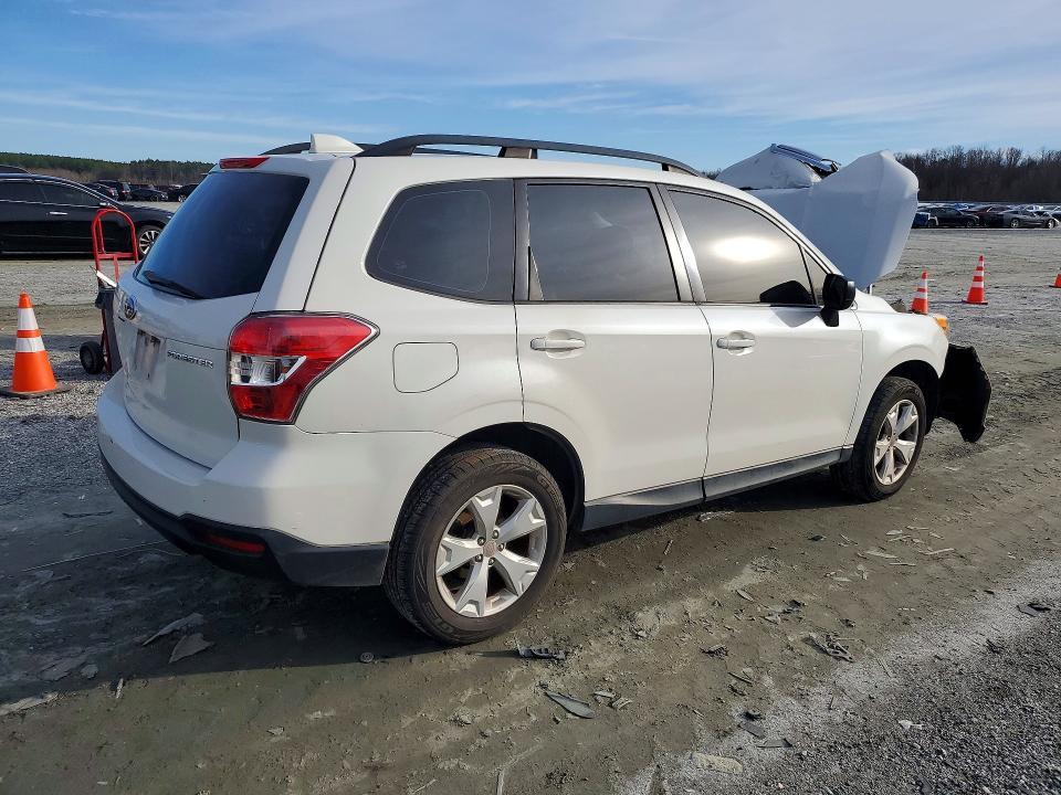 2016 Subaru Forester 2.5i