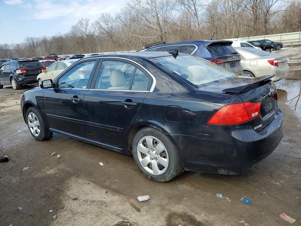 2010 KIA Optima lx