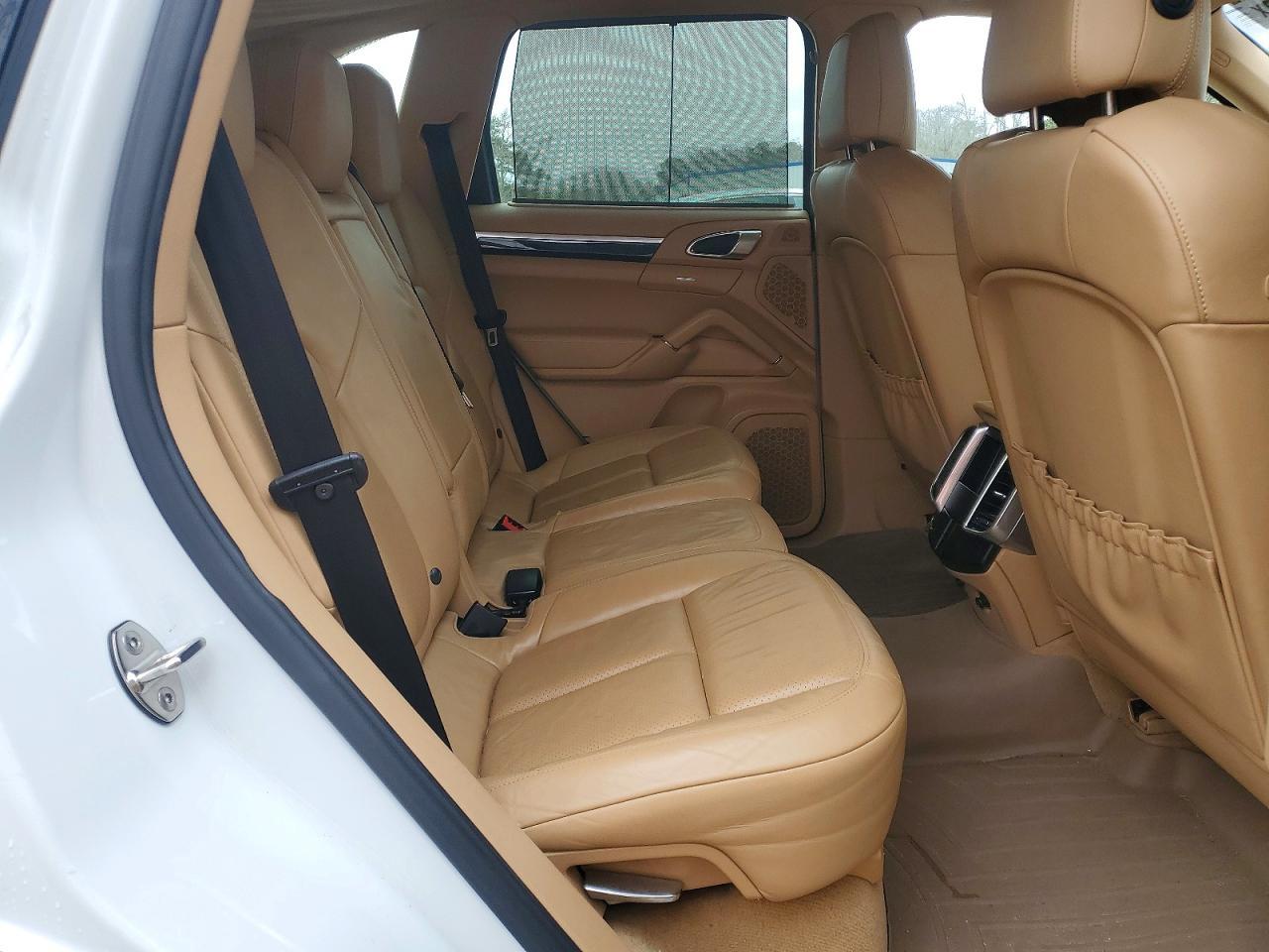 2012 Porsche Cayenne