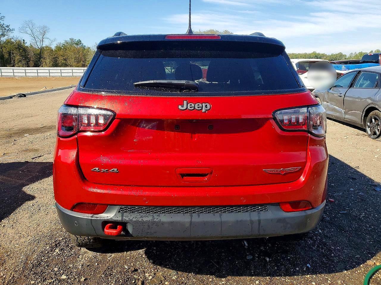 2025 Jeep Compass Trailhawk