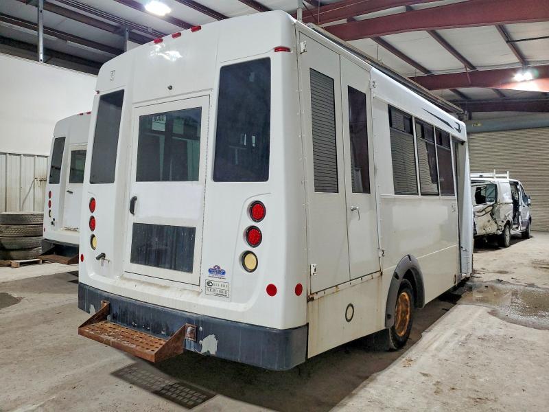 2016 Ford Econoline E350 Super Duty Cutaway van