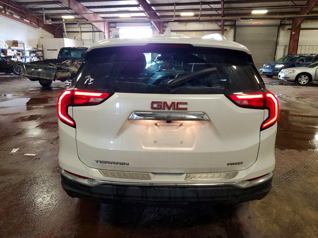 2021 GMC Terrain slt