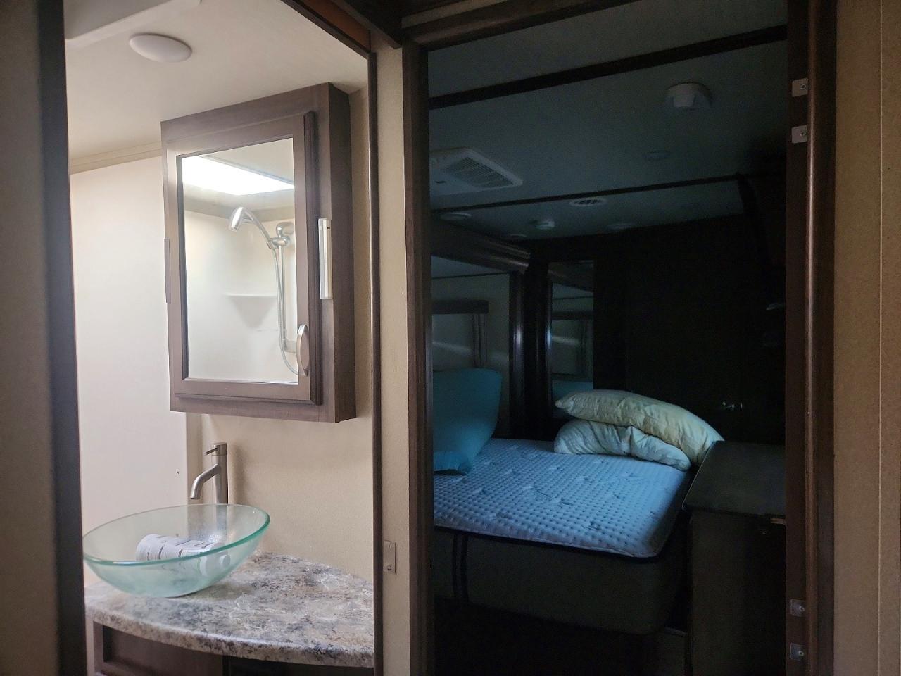 2018 Grand Design Solitude Fifth Wheel