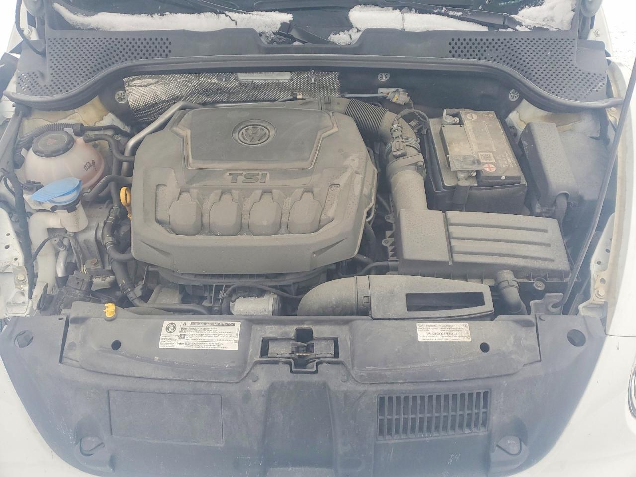 2018 Volkswagen Beetle s