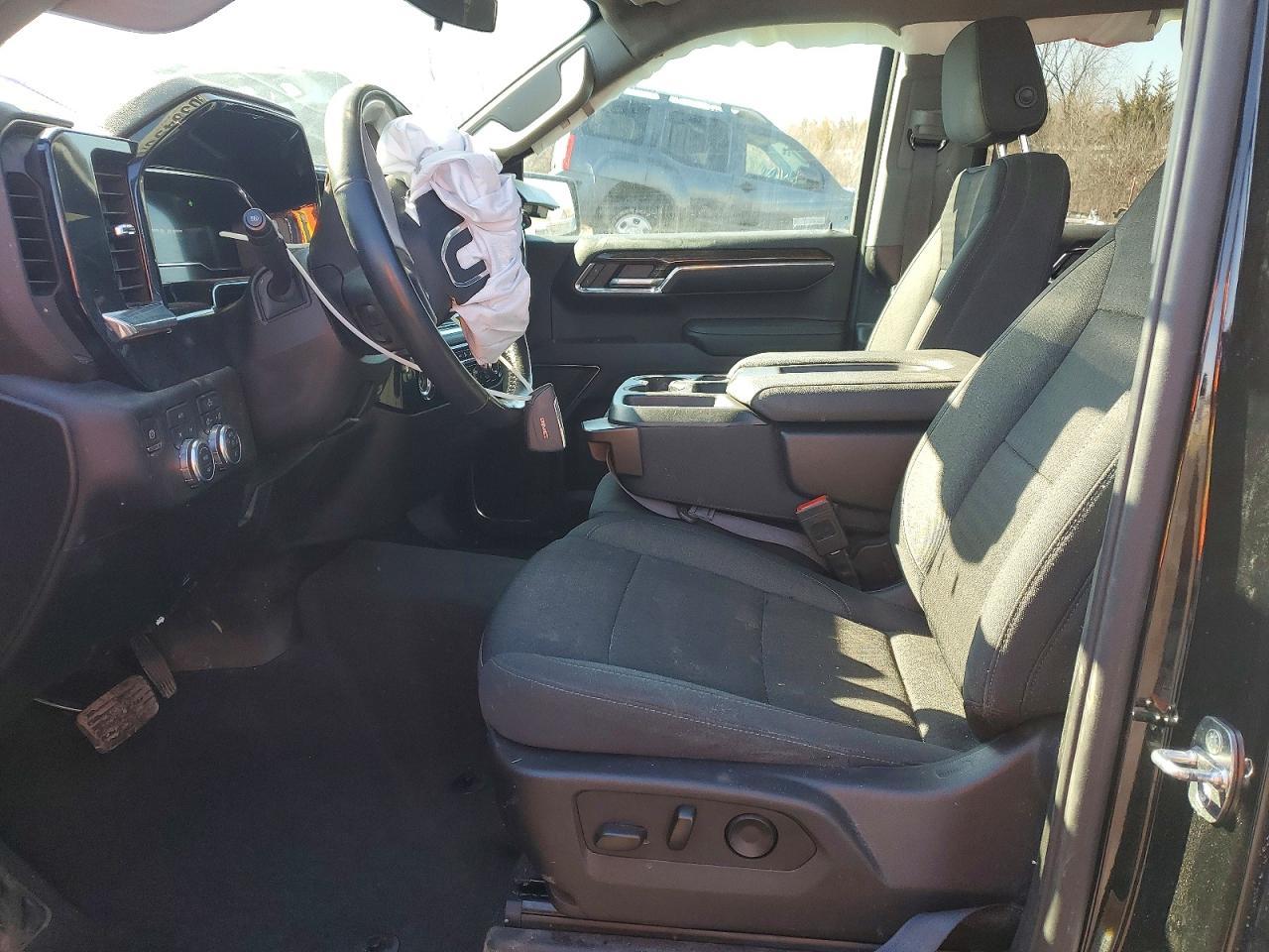 2024 GMC Sierra K1500 Elevation