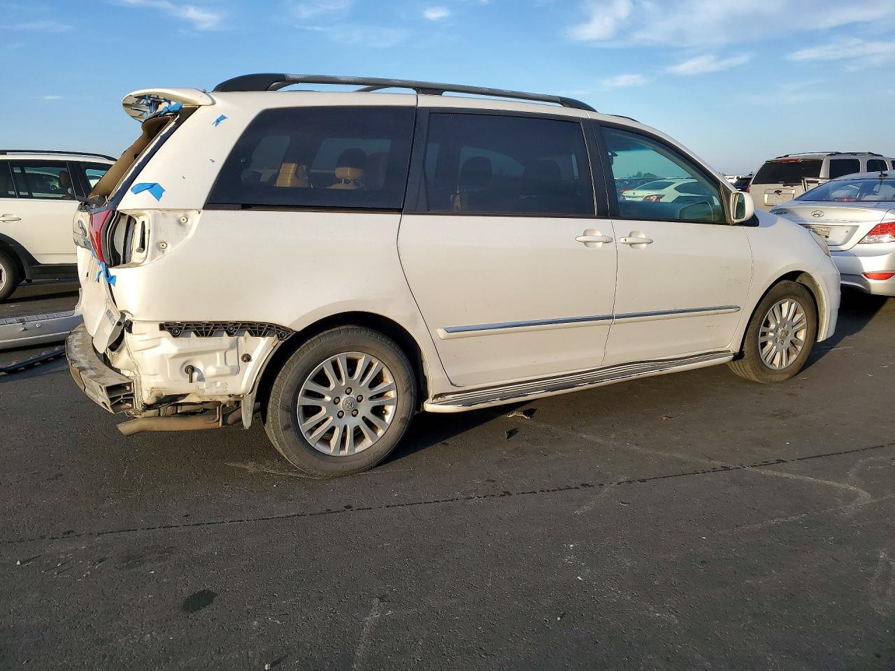 2008 Toyota Sienna xle
