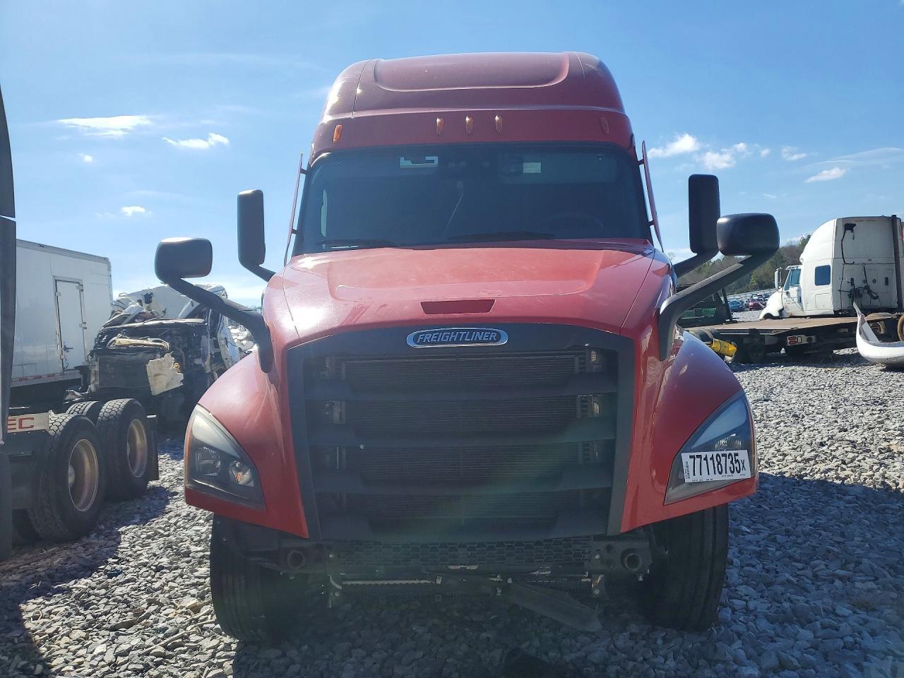 2025 Freightliner Cascadia 126