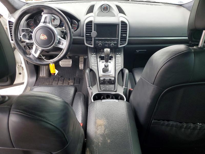 2013 Porsche Cayenne gts