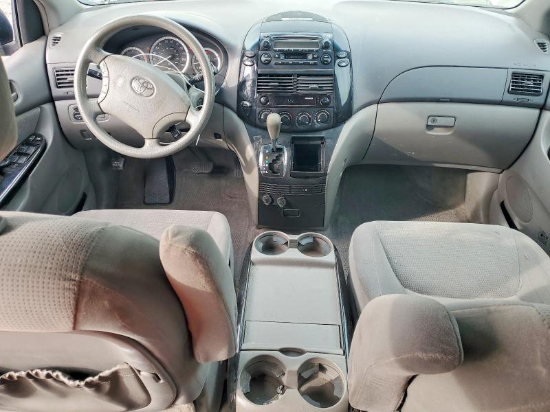 2005 Toyota Sienna ce