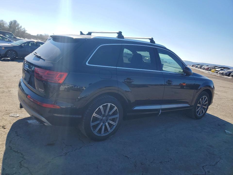 2017 Audi Q7 Premium Plus