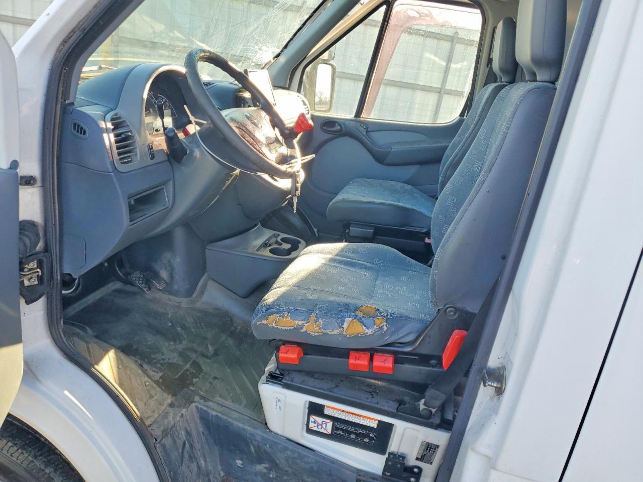 2005 Dodge Sprinter 2500 Utility / Service Van