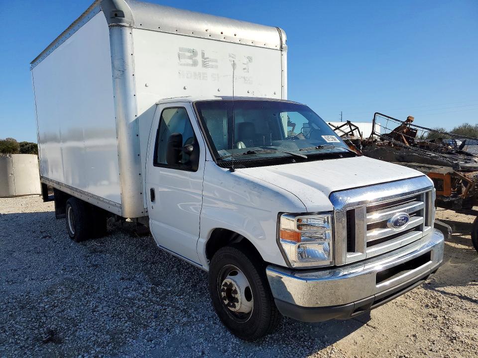 2019 Ford E350 BOX Truck