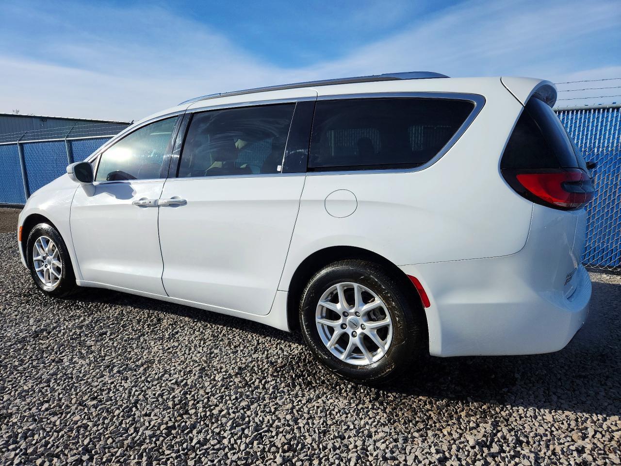 2021 Chrysler Pacifica Touring l