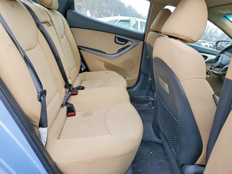 2012 Hyundai Elantra gls