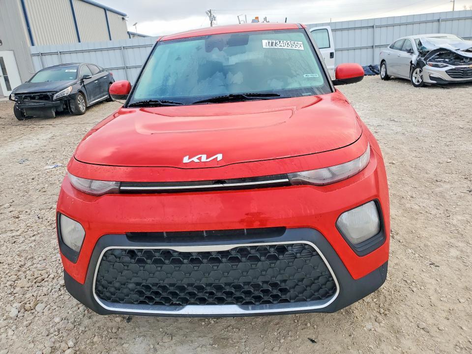 2022 KIA Soul lx