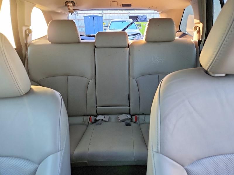 2011 Subaru Outback 2.5i Limited