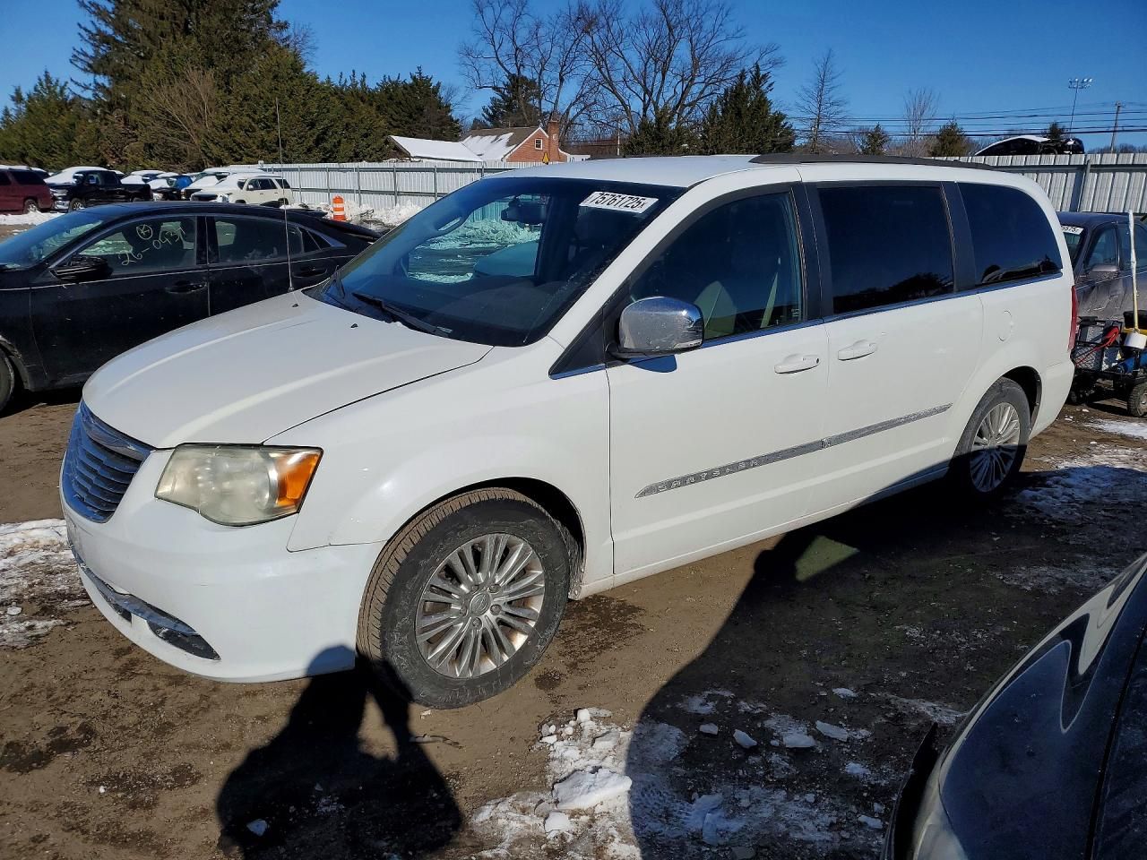 2015 Chrysler Town & Country Touring l