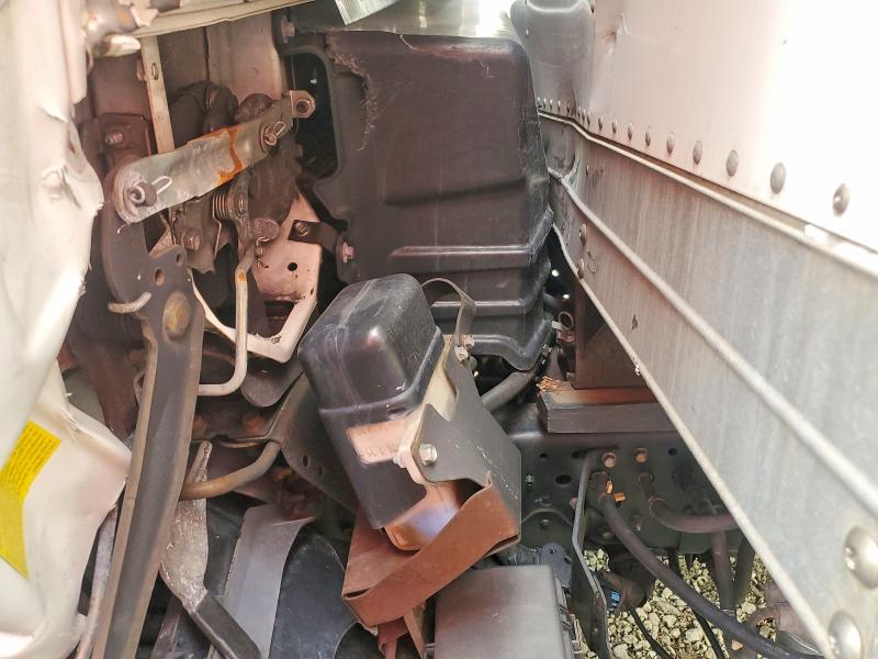2020 Isuzu NQR BOX Truck