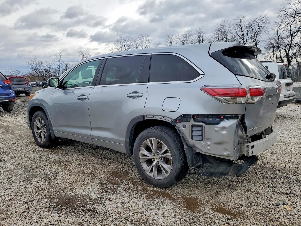 2015 Toyota Highlander le