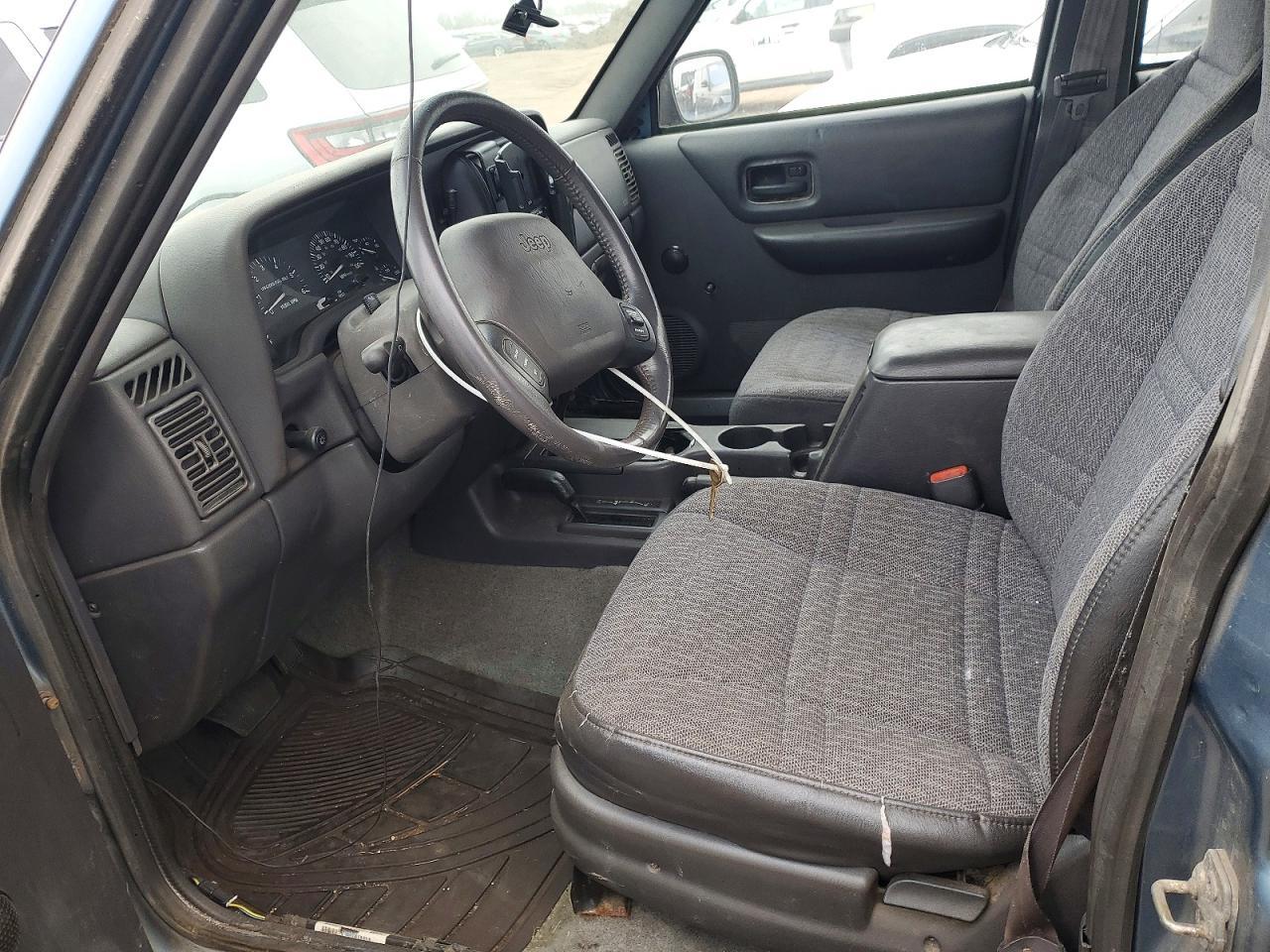 1999 Jeep Cherokee