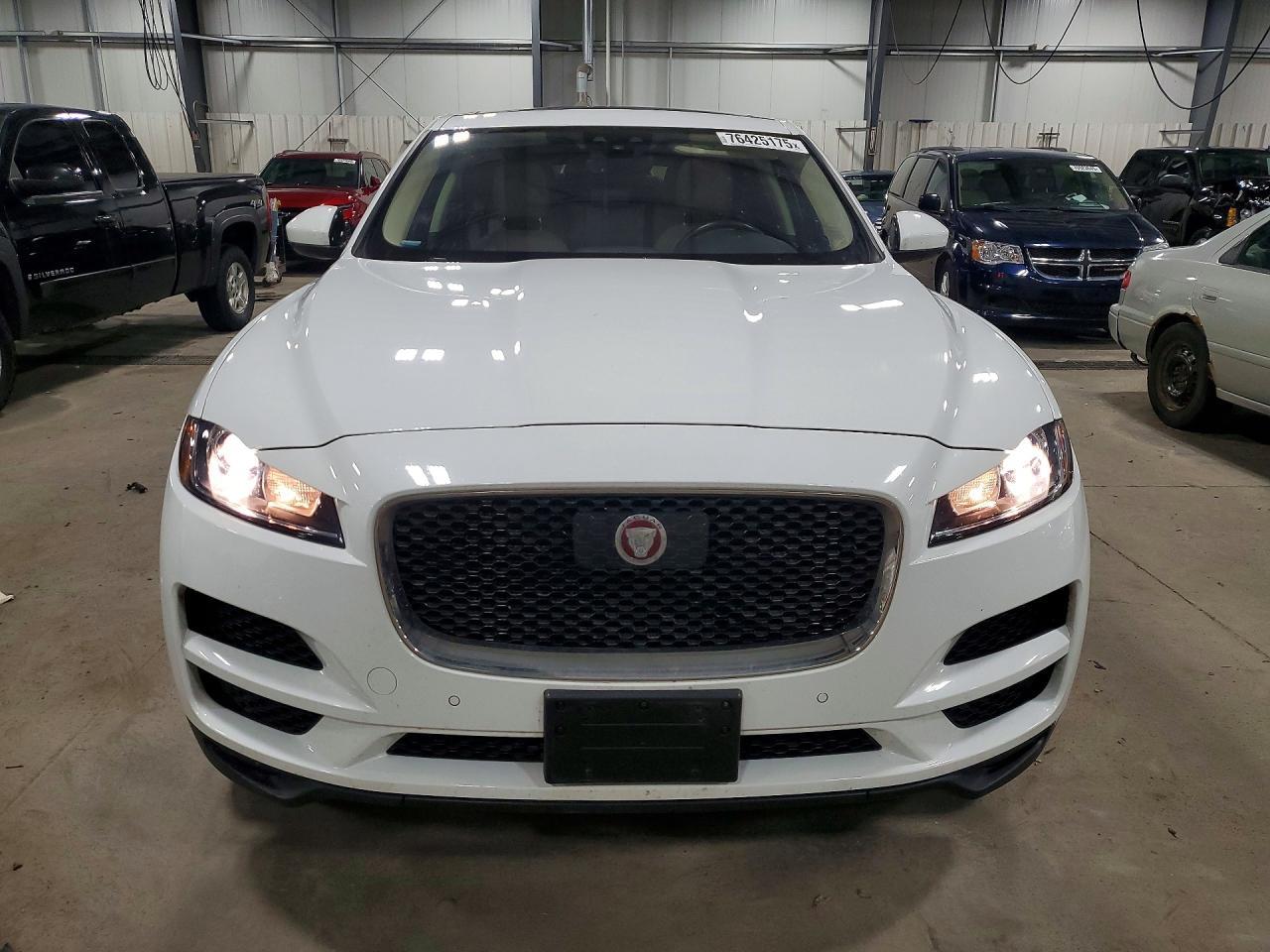 2019 Jaguar F-pace Premium