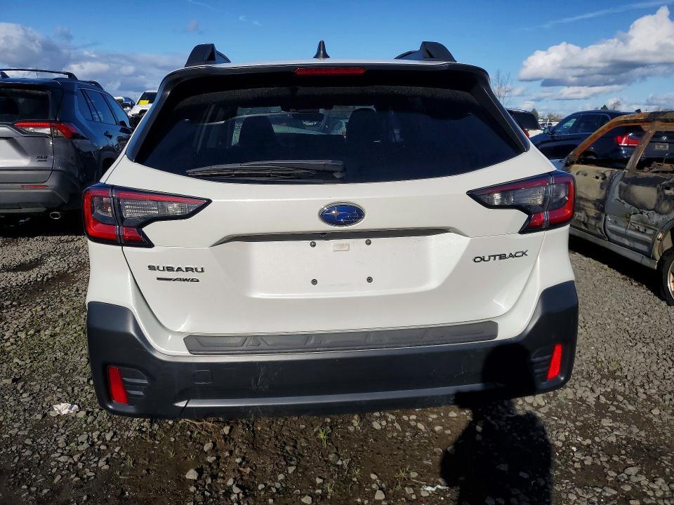 2022 Subaru Outback Premium