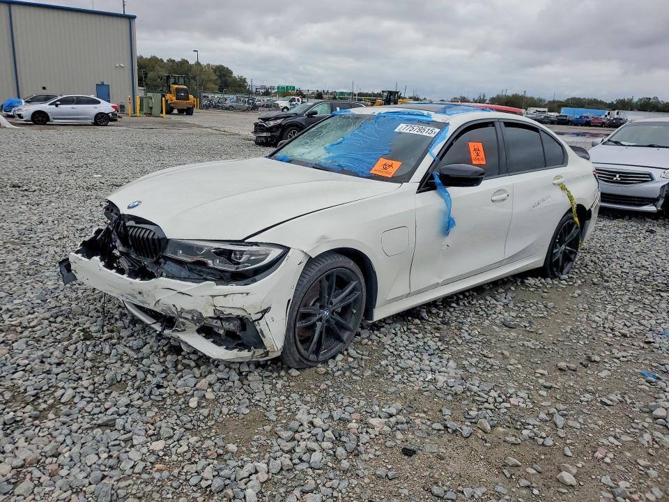 2021 BMW 330e
