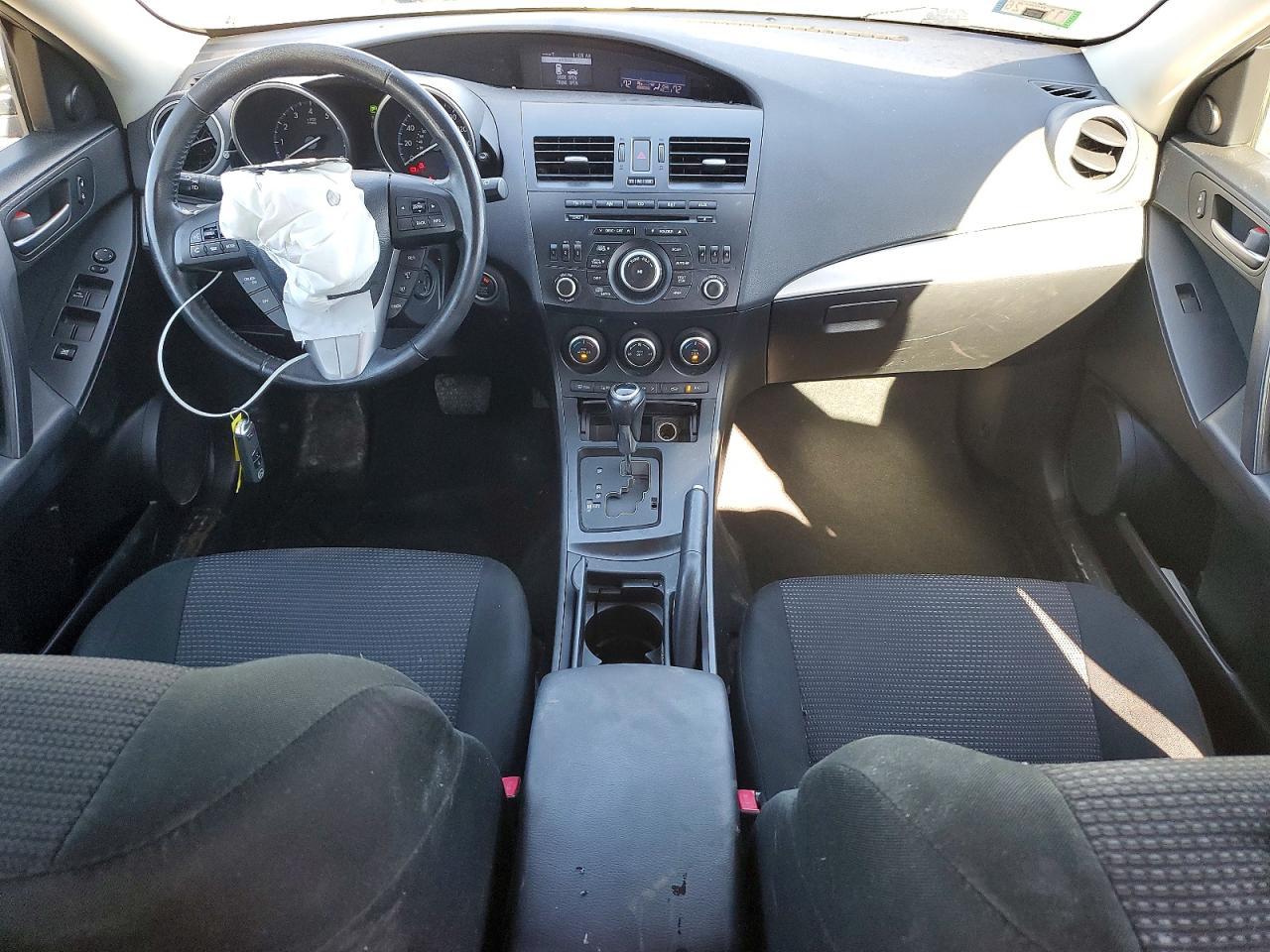 2013 Mazda 3 I
