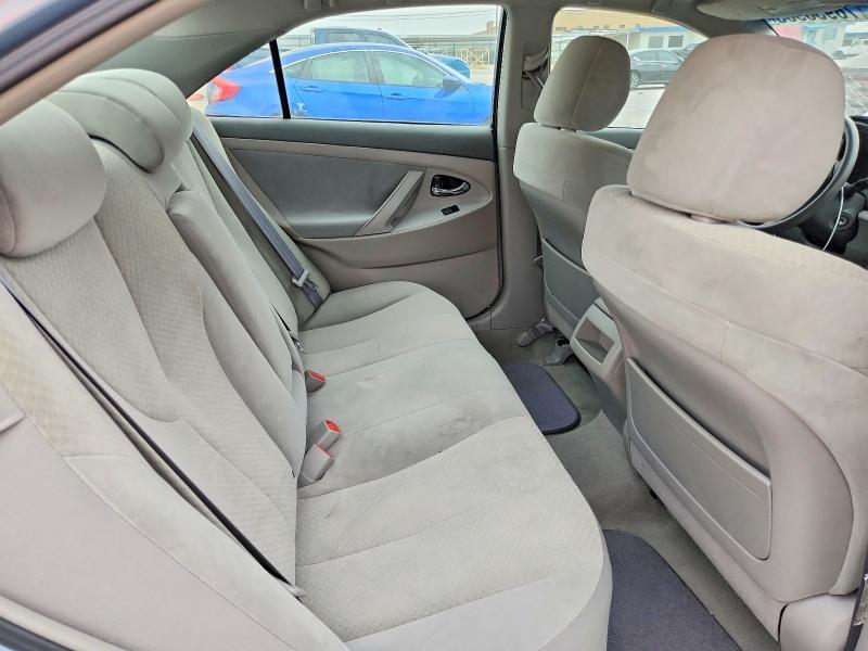 2009 Toyota Camry le