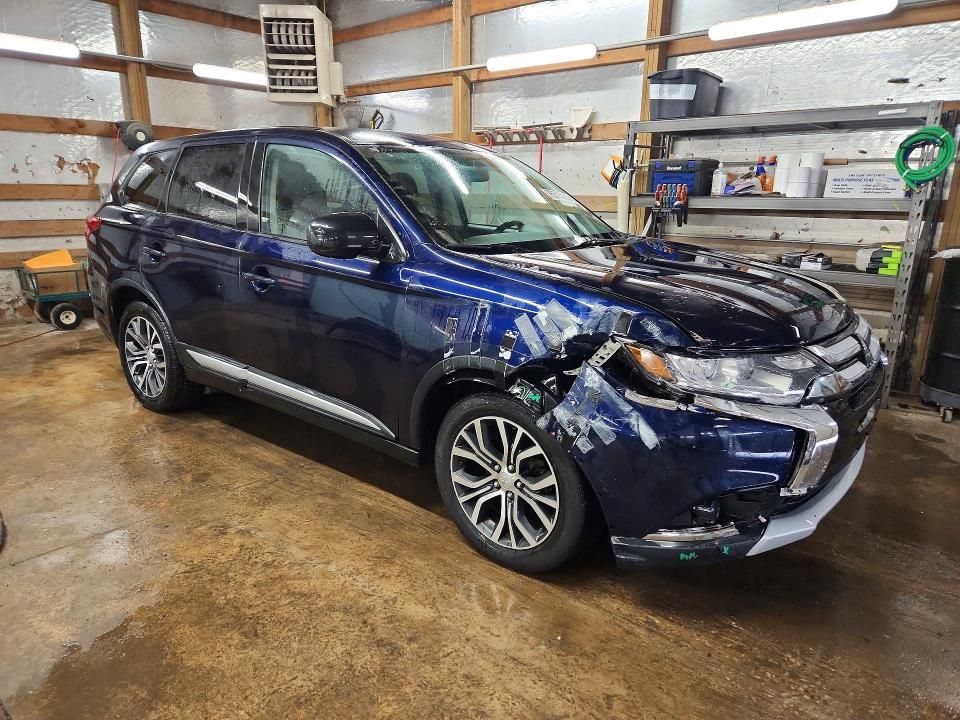 2017 Mitsubishi Outlander es