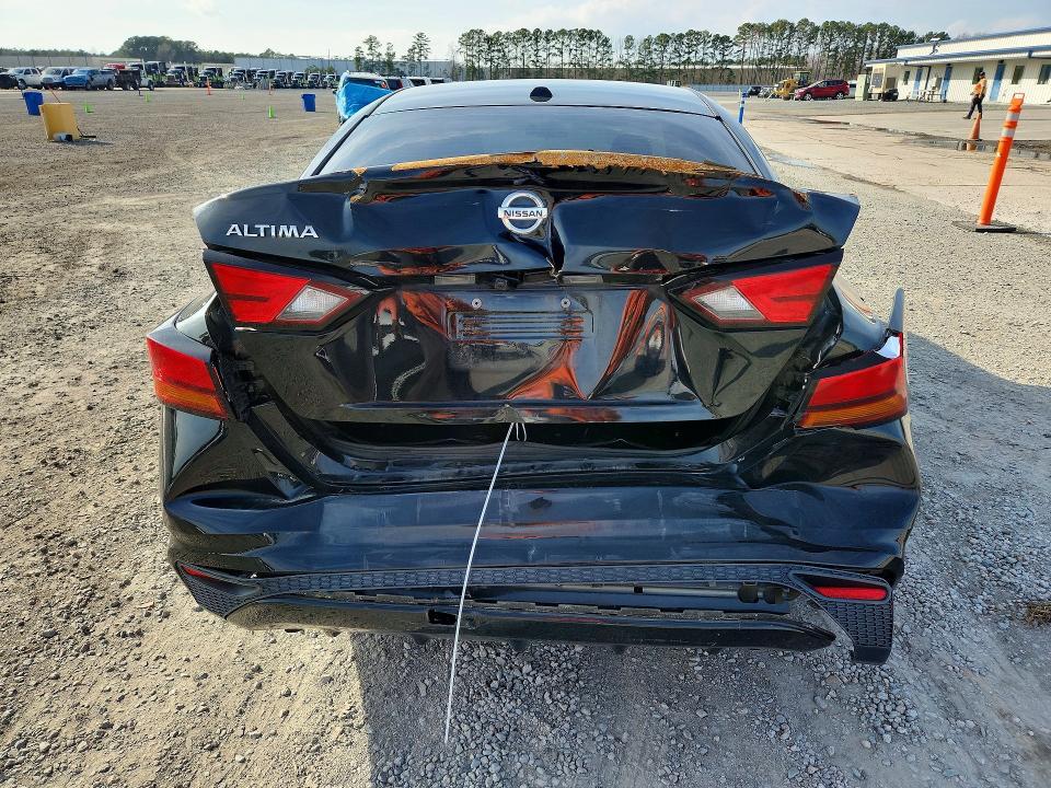 2019 Nissan Altima s