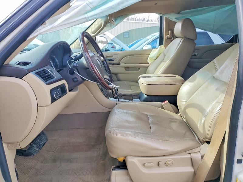 2010 Cadillac Escalade esv Premium